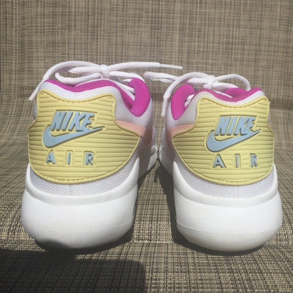 Nike Air Sneakers - Picture 6 of 11